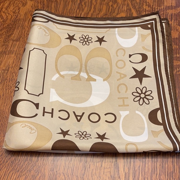 Coach silk scarf 21 inch square brown C - Picture 4 of 6
